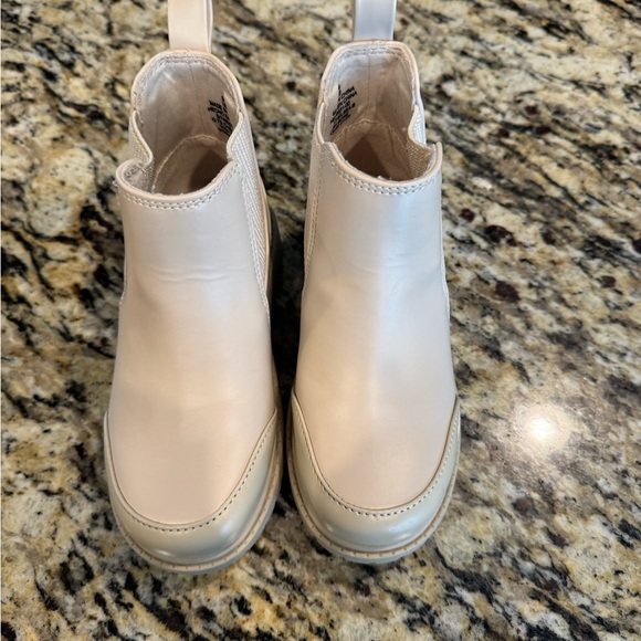 Tan Old Navy Boots Size 9 - Picture 2 of 7